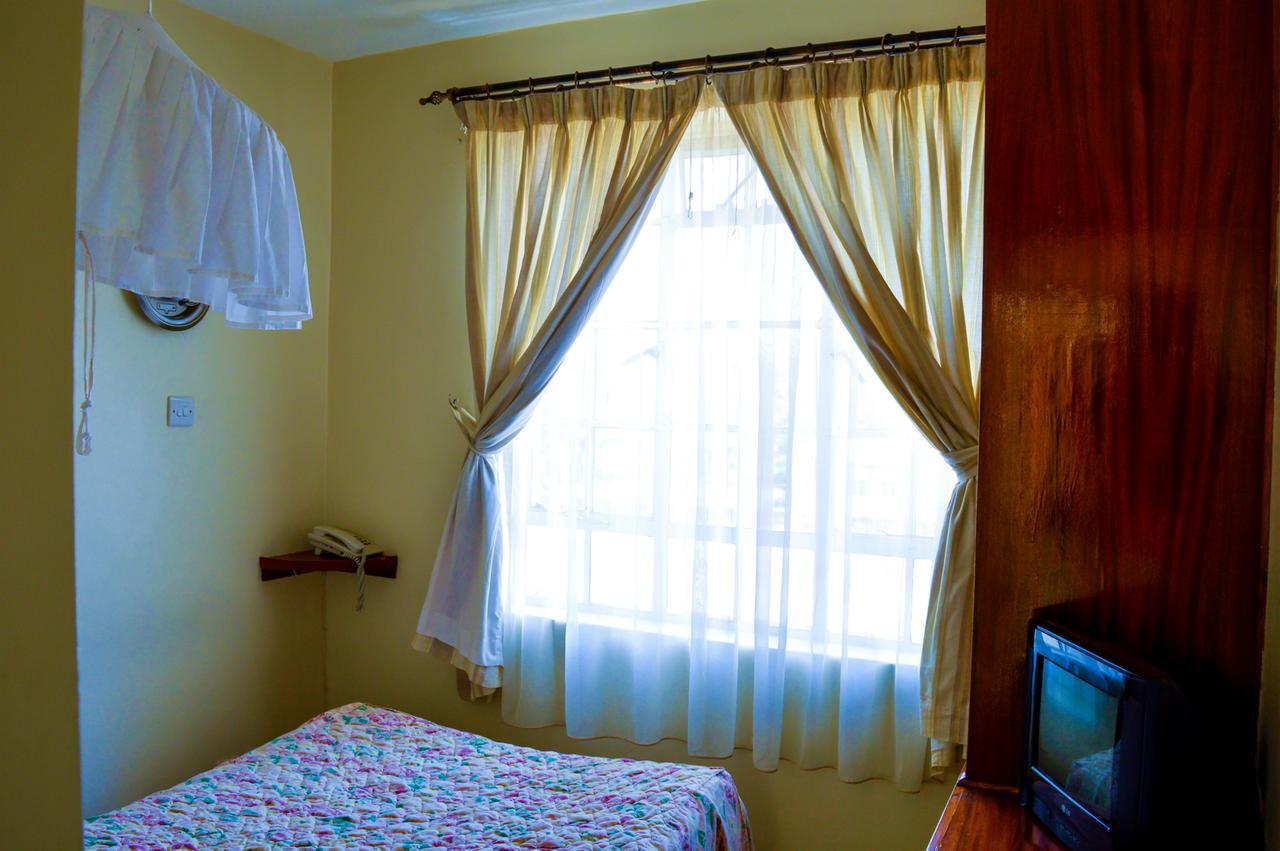 Teatot Hotel Machakos ภายนอก รูปภาพ